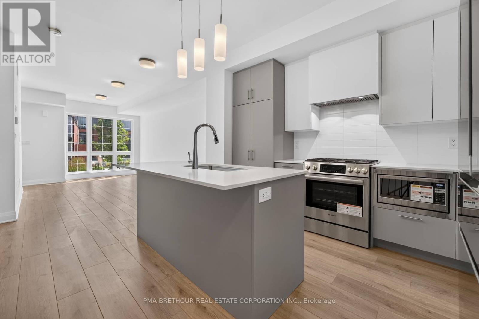 52 Burleigh Mews, Vaughan, Ontario  L4J 8A2 - Photo 6 - N13622238