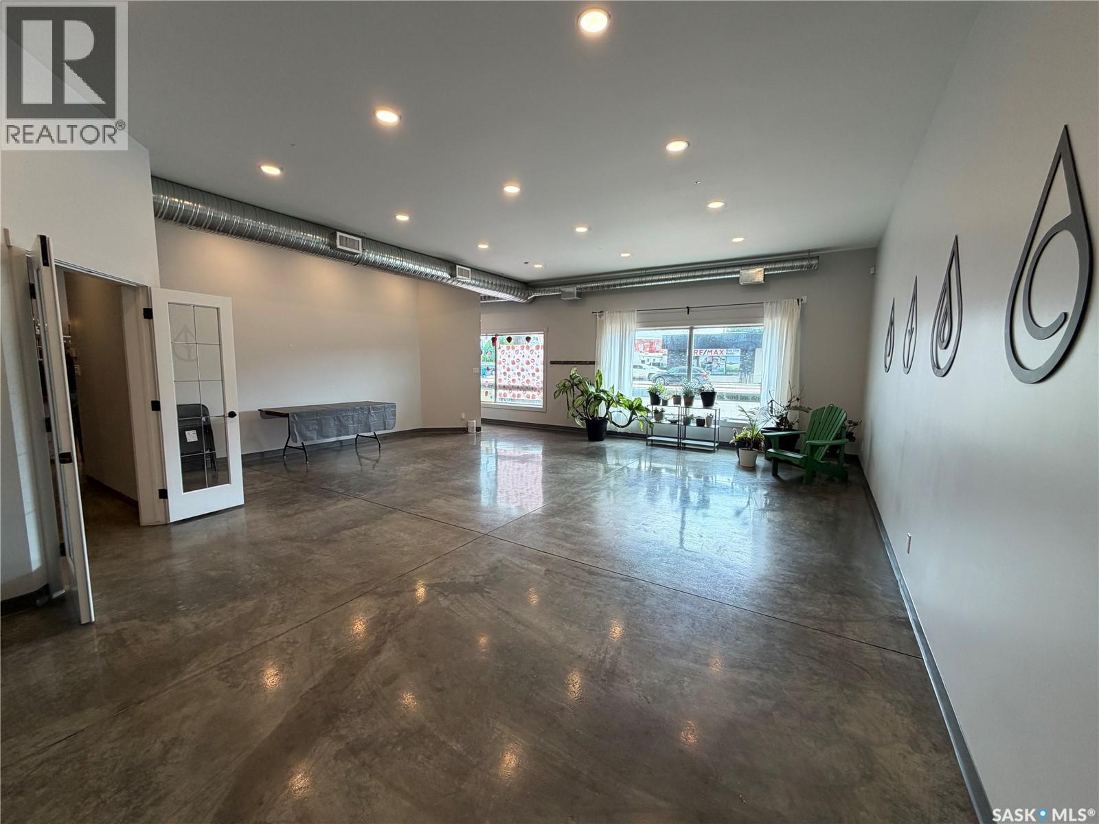 35 Smith Street W, Yorkton, Saskatchewan  S3N 0H9 - Photo 11 - SK040386