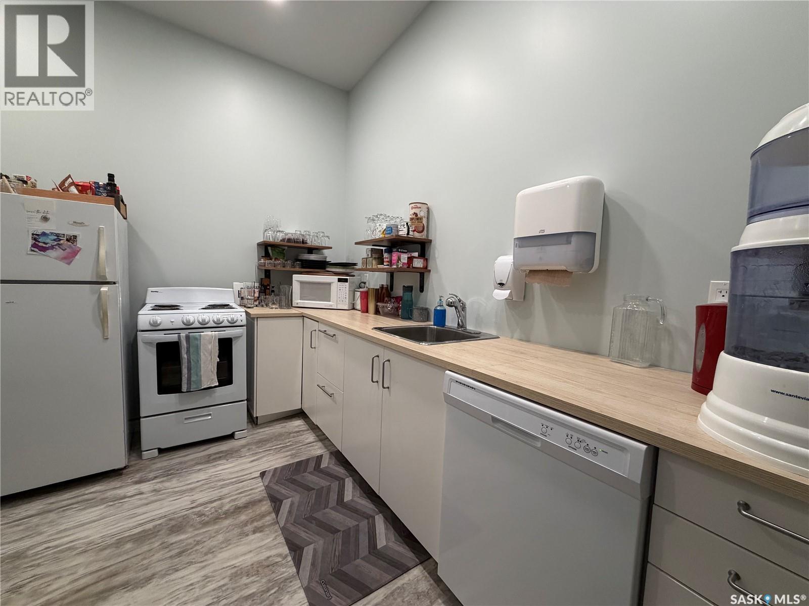35 Smith Street W, Yorkton, Saskatchewan  S3N 0H9 - Photo 39 - SK040386