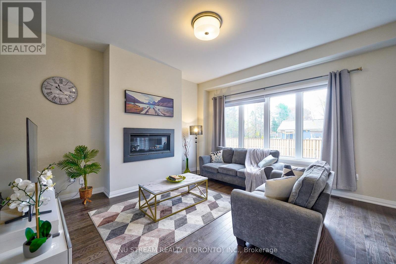 3185 Searidge Street, Severn (West Shore), Ontario  L3V 8R1 - Photo 6 - S13622172