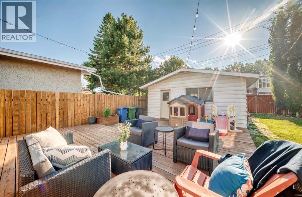 411 Woodland Crescent SE, Calgary, Alberta  T2J 1J7 - Photo 47 - A2332815