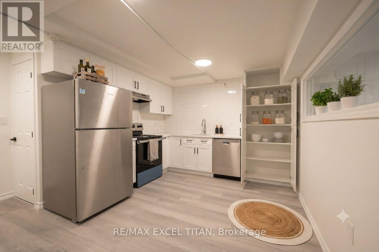 B101 - 2255 Weston Road, Toronto, Ontario  M9N 1Y5 - Photo 3 - W13622150