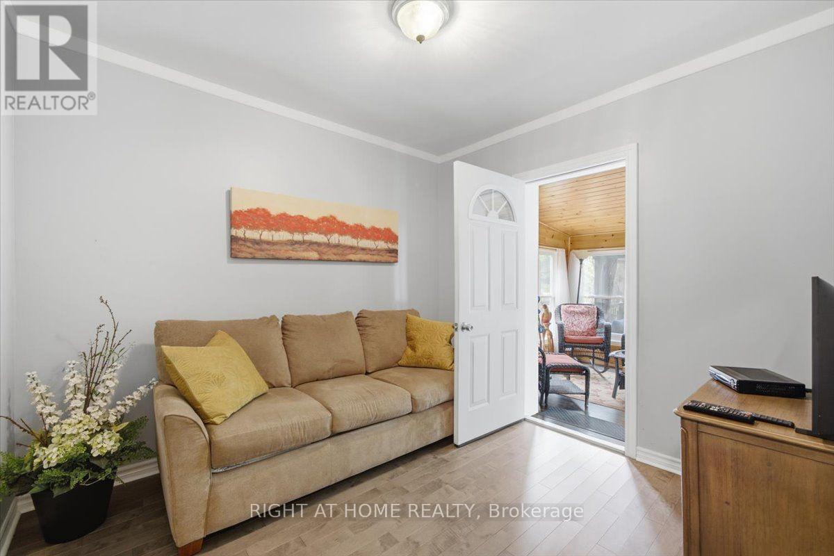 188 Queens Avenue, Toronto, Ontario  M8V 2N9 - Photo 17 - W13622256