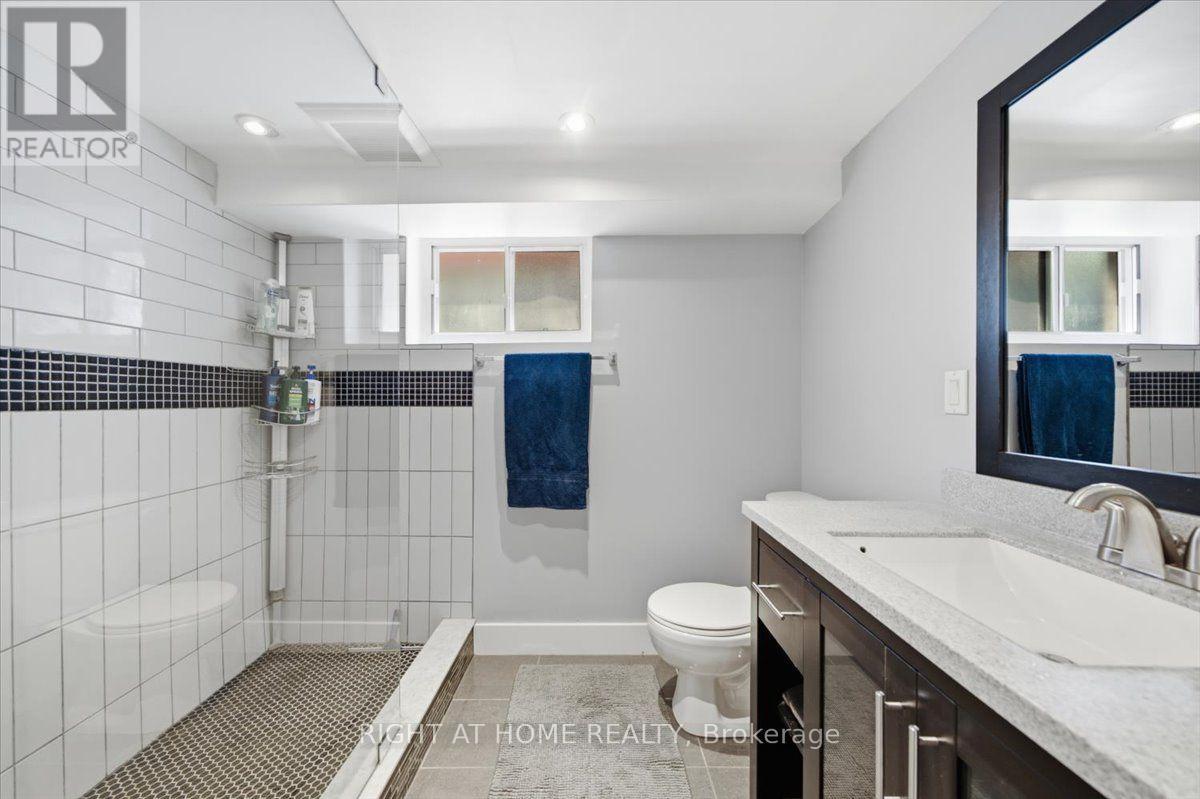 188 Queens Avenue, Toronto, Ontario  M8V 2N9 - Photo 24 - W13622256