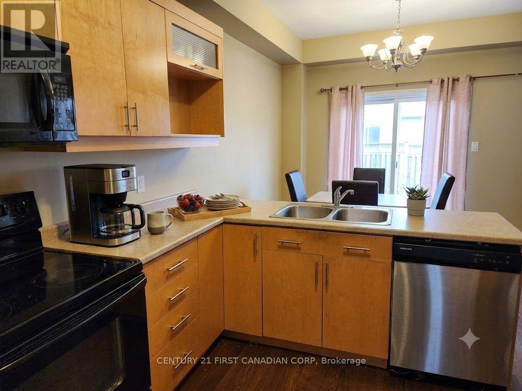 86 - 112 North Centre Road, London North, Ontario  N5X 0G9 - Photo 4 - X12878920