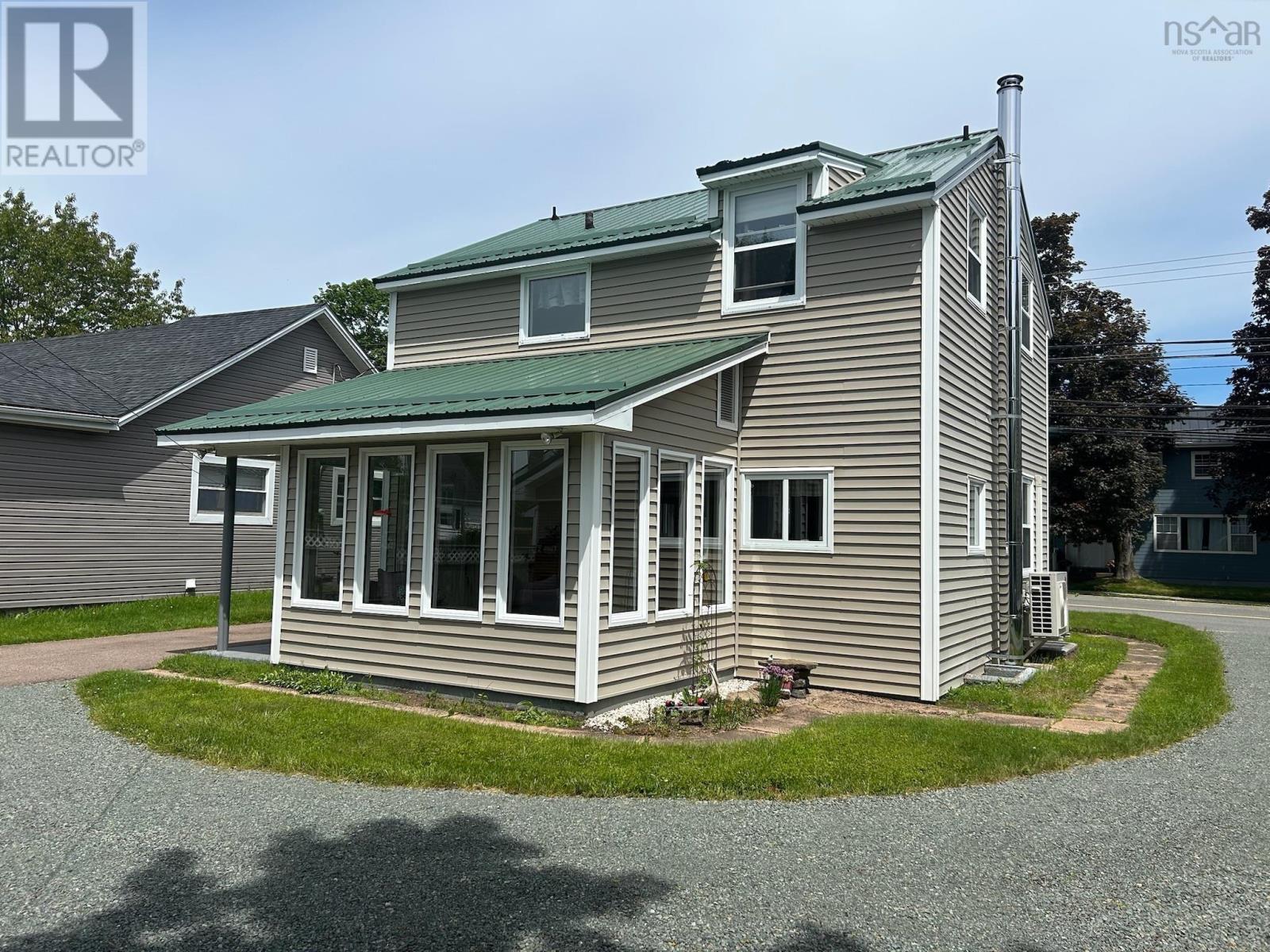 458 Robie Street, Truro, Nova Scotia  B2N 1M3 - Photo 36 - 202615033