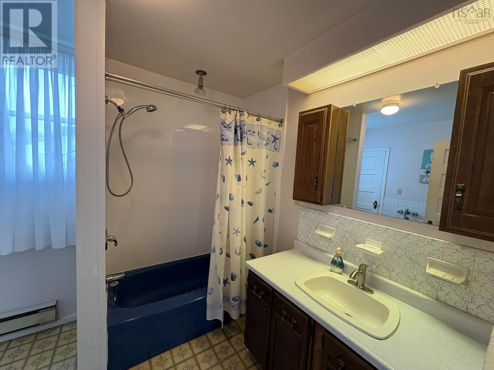 458 Robie Street, Truro, Nova Scotia  B2N 1M3 - Photo 24 - 202615033