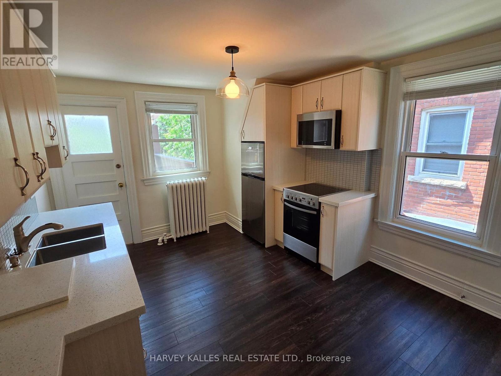 2nd Flr - 3 Glencairn Avenue, Toronto, Ontario  M4R 1M6 - Photo 7 - C13481492