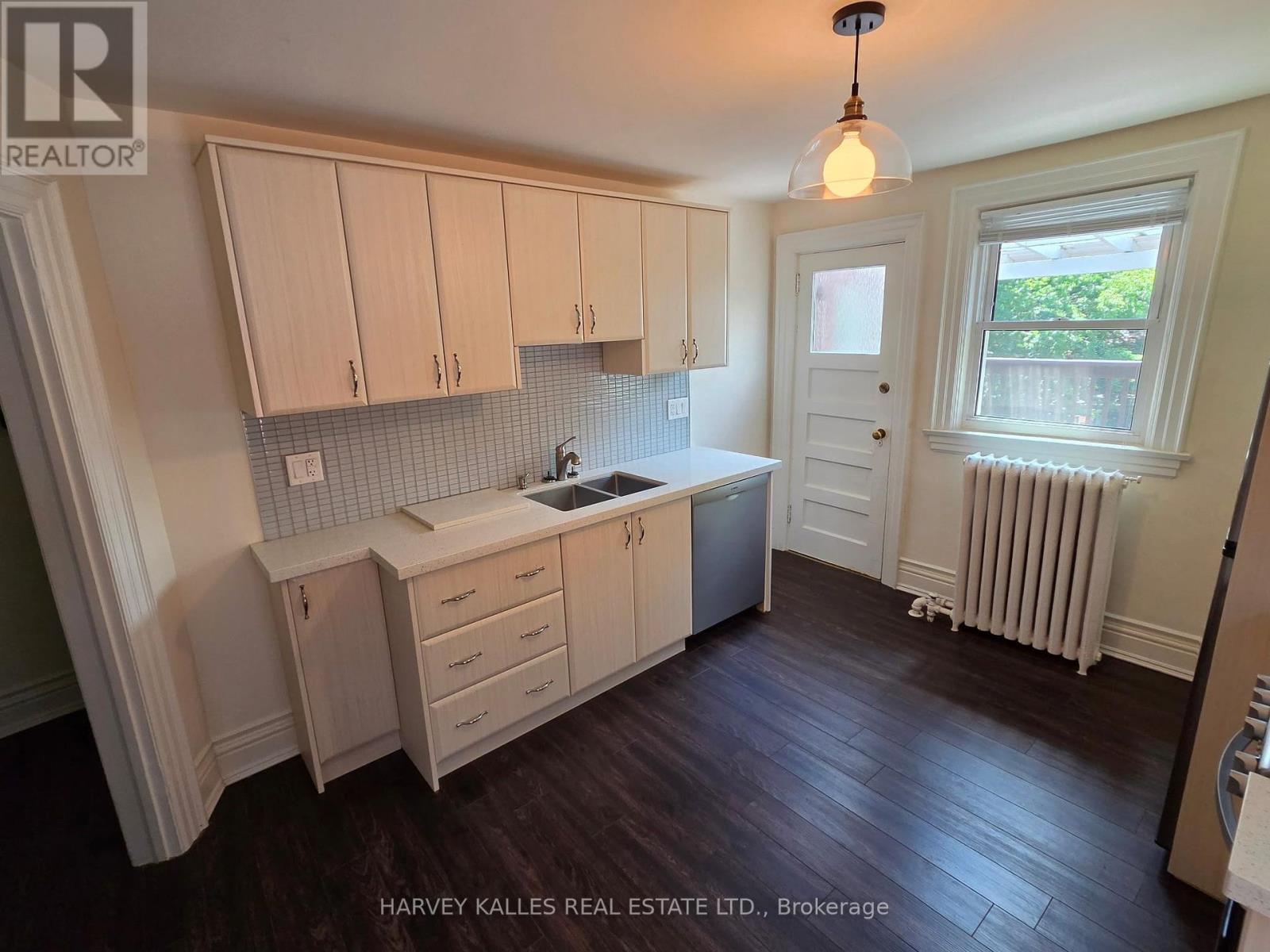 2nd Flr - 3 Glencairn Avenue, Toronto, Ontario  M4R 1M6 - Photo 6 - C13481492