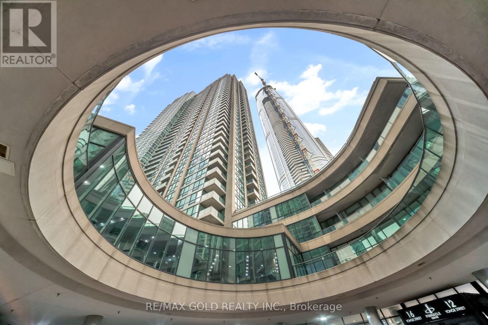 1808 - 16 Yonge Street, Toronto, Ontario  M5E 2A1 - Photo 3 - C13614202
