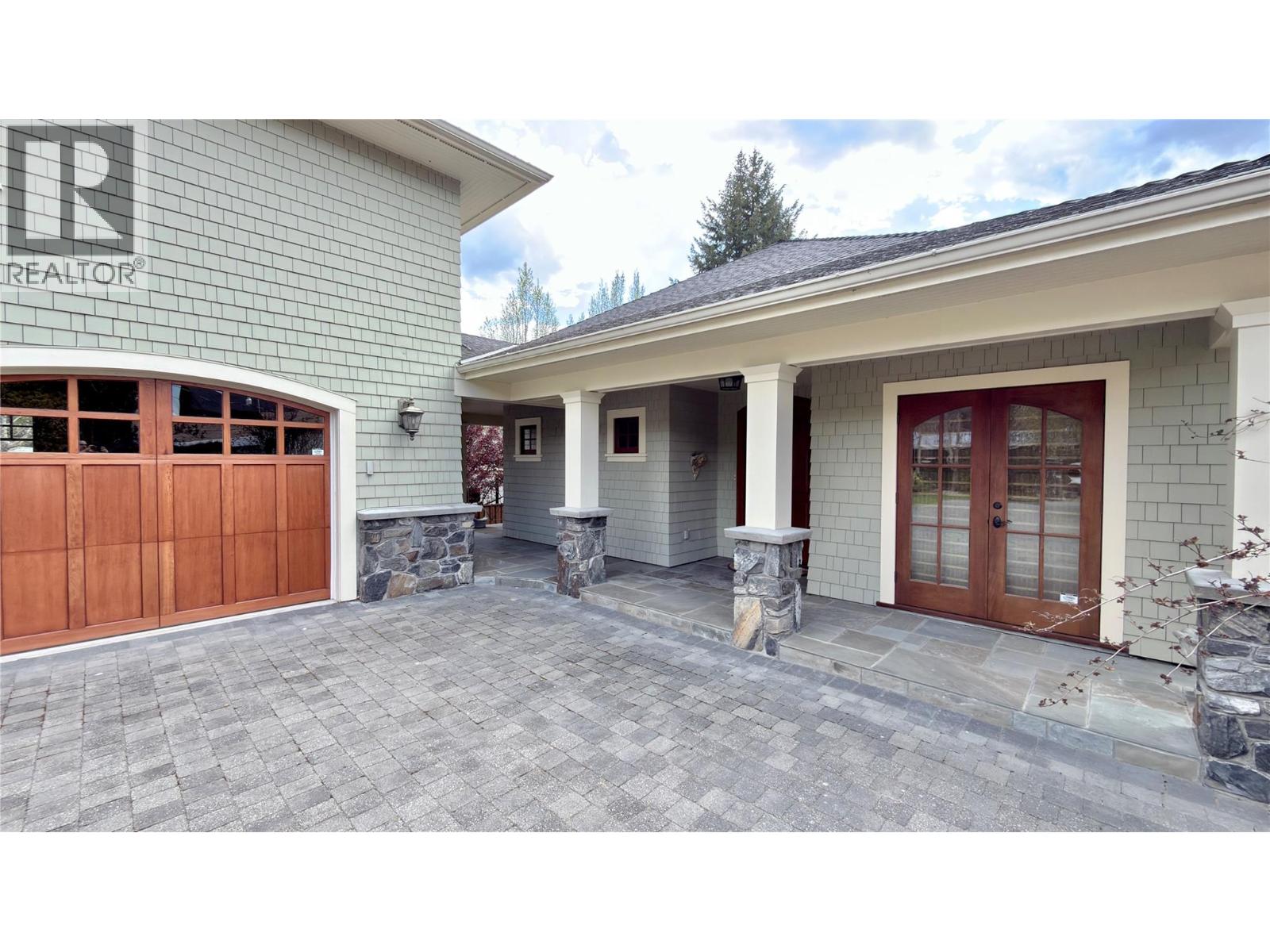 1991 Kelly Court, Christina Lake, British Columbia  V0H 1E2 - Photo 5 - 10384898