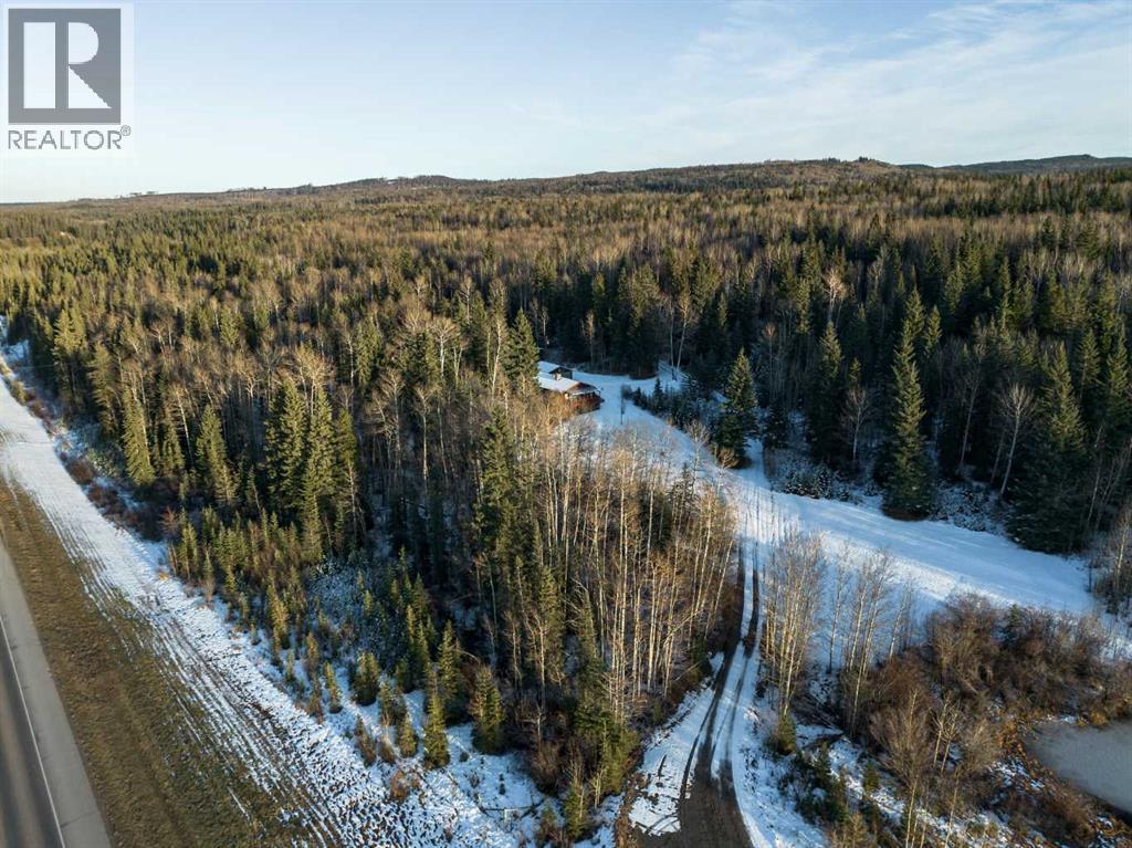 101 & 102, 941 Makenny Street, Hinton, Alberta  T7V 1Y2 - Photo 1 - A2210766
