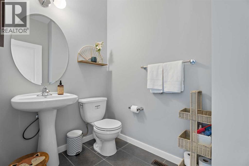 6 Storm Mountain Place, Okotoks, Alberta  T1S 0L6 - Photo 20 - A2333482
