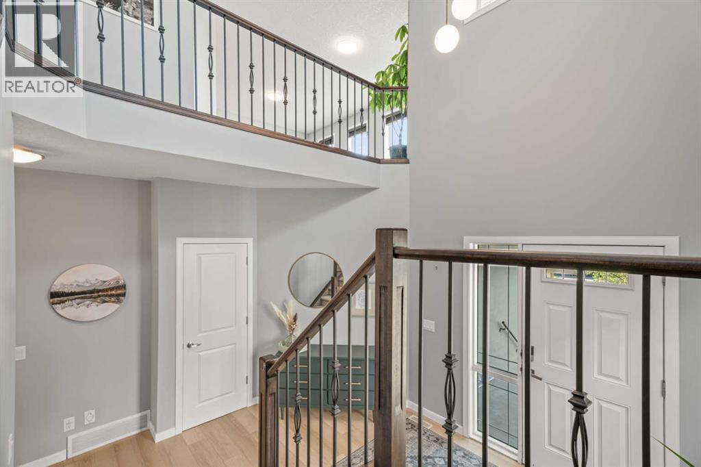 6 Storm Mountain Place, Okotoks, Alberta  T1S 0L6 - Photo 5 - A2333482