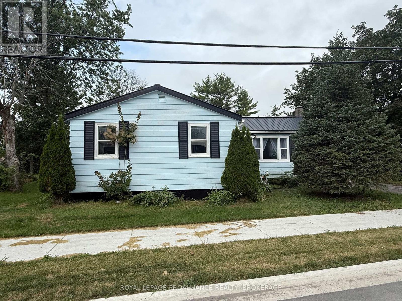 10 Potter Drive, Loyalist, Ontario  K0H 2H0 - Photo 1 - X13622354
