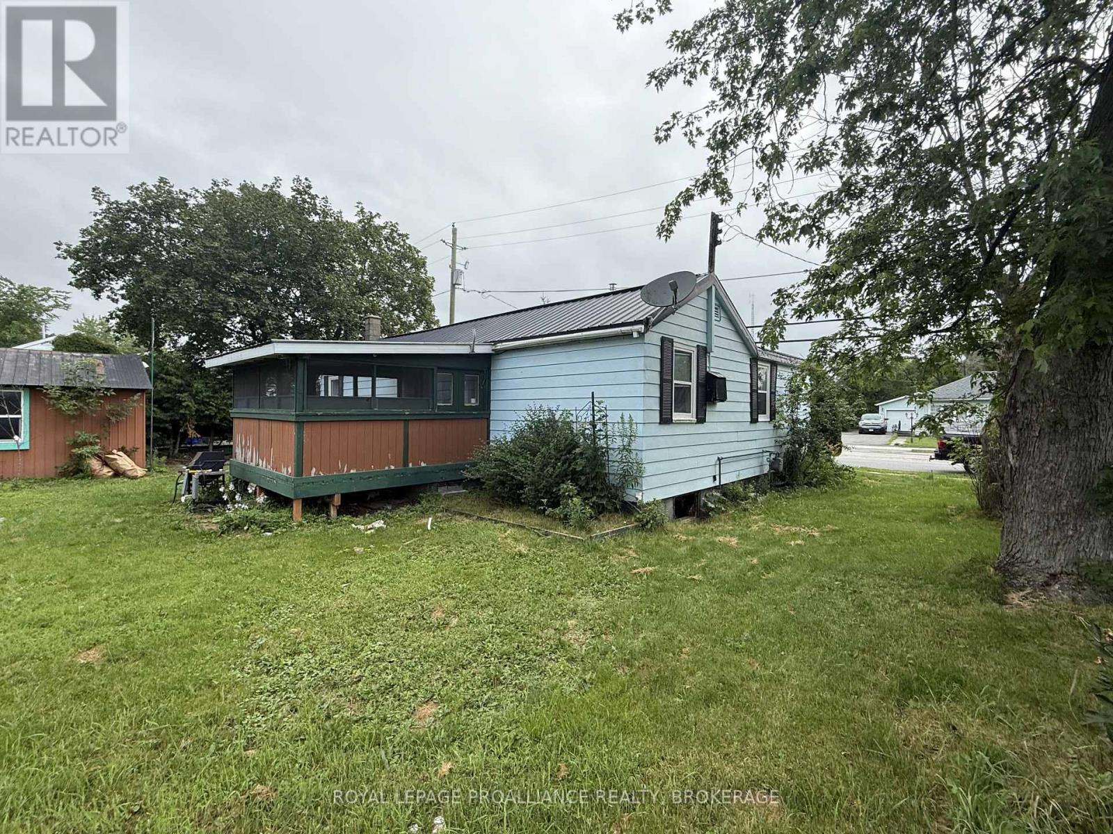 10 Potter Drive, Loyalist, Ontario  K0H 2H0 - Photo 13 - X13622354