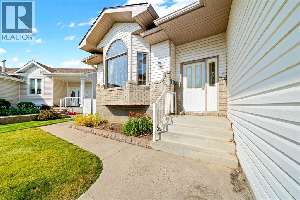 175 Stanfield Way SE, Medicine Hat, Alberta  T1B 4J5 - Photo 4 - A2331483