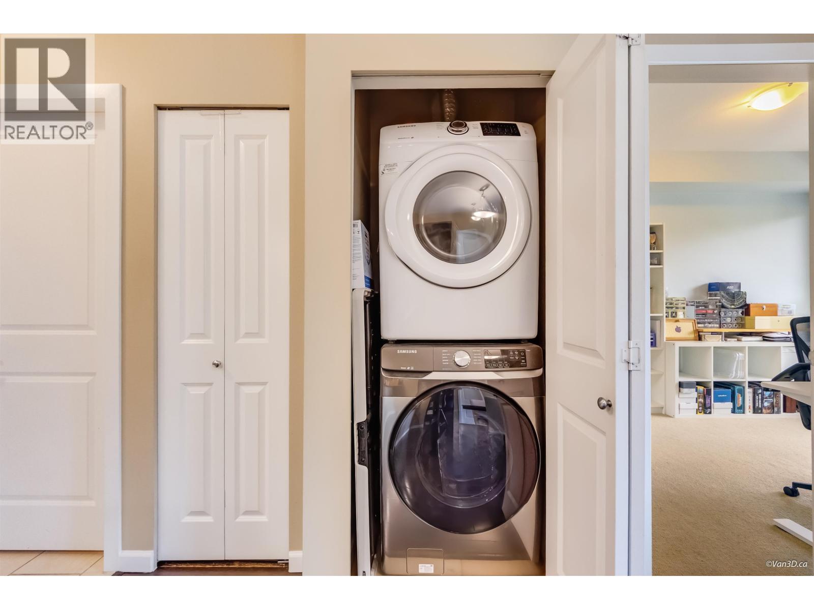 401 275 Ross Drive, New Westminster, British Columbia  V3L 0B6 - Photo 11 - R3150078