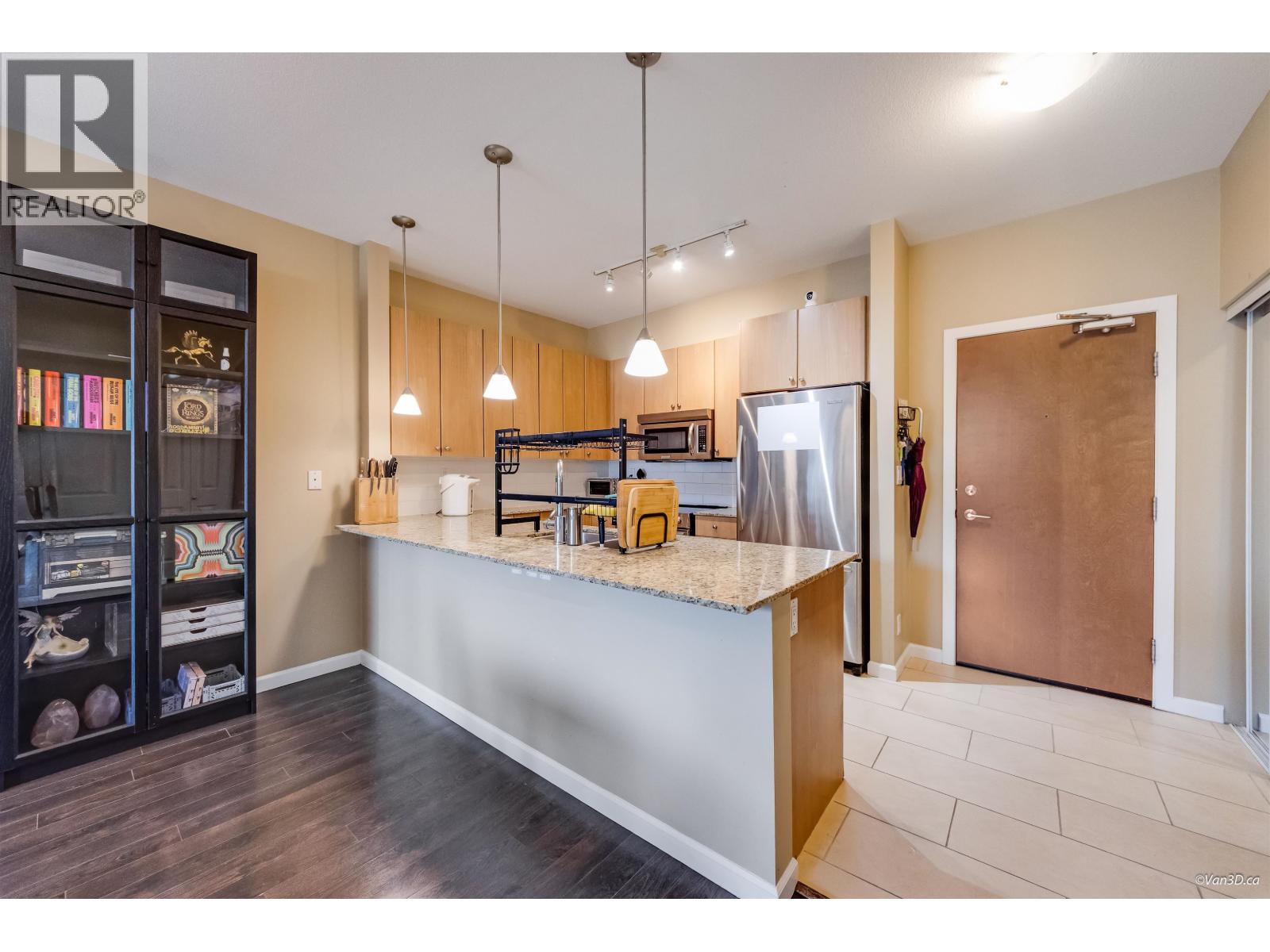 401 275 Ross Drive, New Westminster, British Columbia  V3L 0B6 - Photo 10 - R3150078