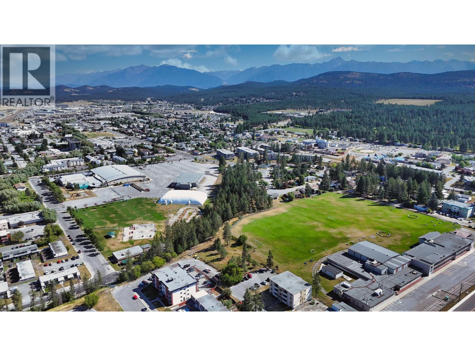 114 17a Avenue S, Cranbrook, British Columbia  V1C 3A5 - Photo 6 - 10396145