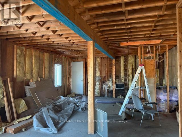 566 Bay Street, Ottawa, Ontario K1R 6B9 - Photo 3 - X13622426