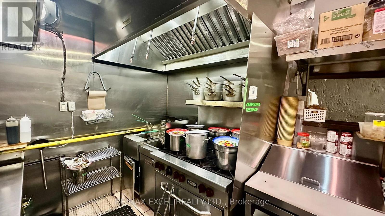 6307 Yonge Street, Toronto, Ontario  M2M 3X7 - Photo 7 - C13622384