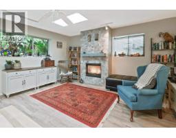 2133 HOPE STREET, Port Moody, British Columbia