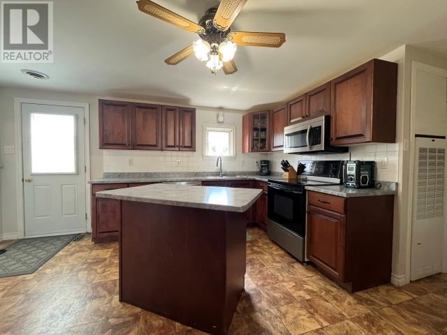 739 Starling Street, Summerside, Prince Edward Island  C1N 5A2 - Photo 9 - 202619129