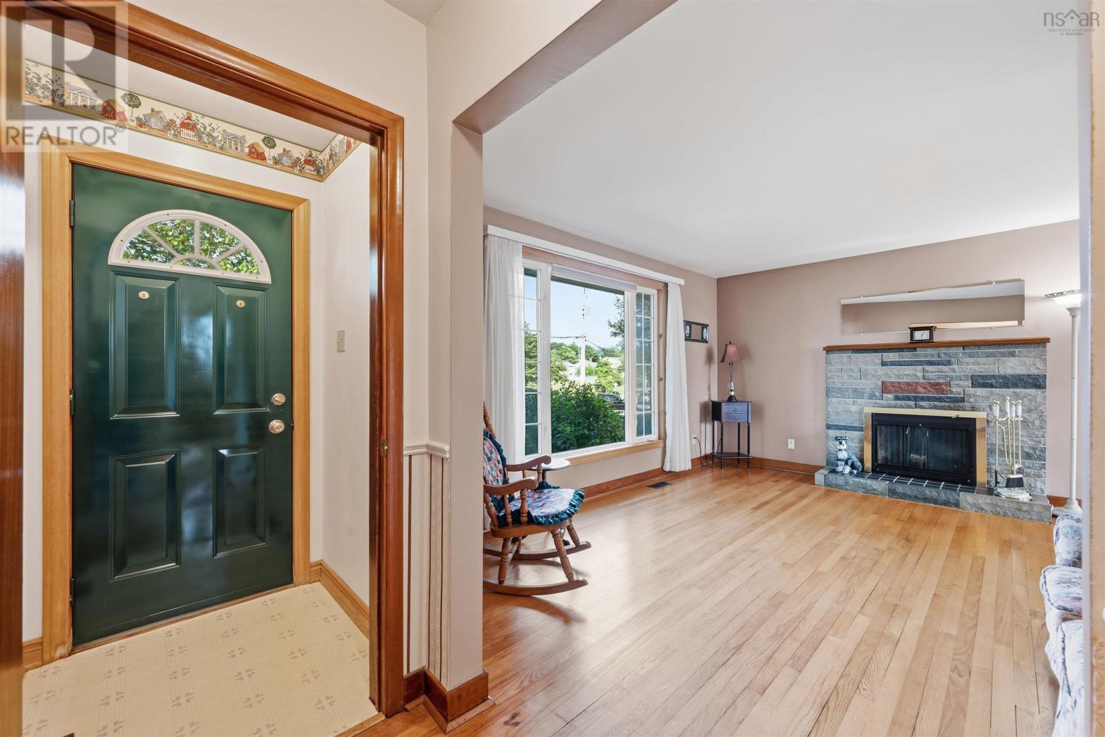 8 Windward Avenue, Dartmouth, Nova Scotia  B2W 2H1 - Photo 4 - 202619158