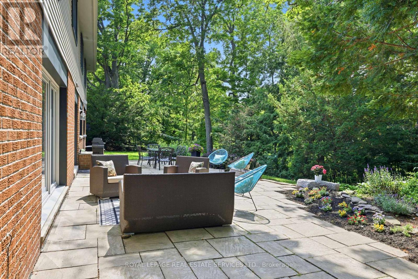 11 Regency Court, Oakville, Ontario  L6H 2P6 - Photo 39 - W13622380