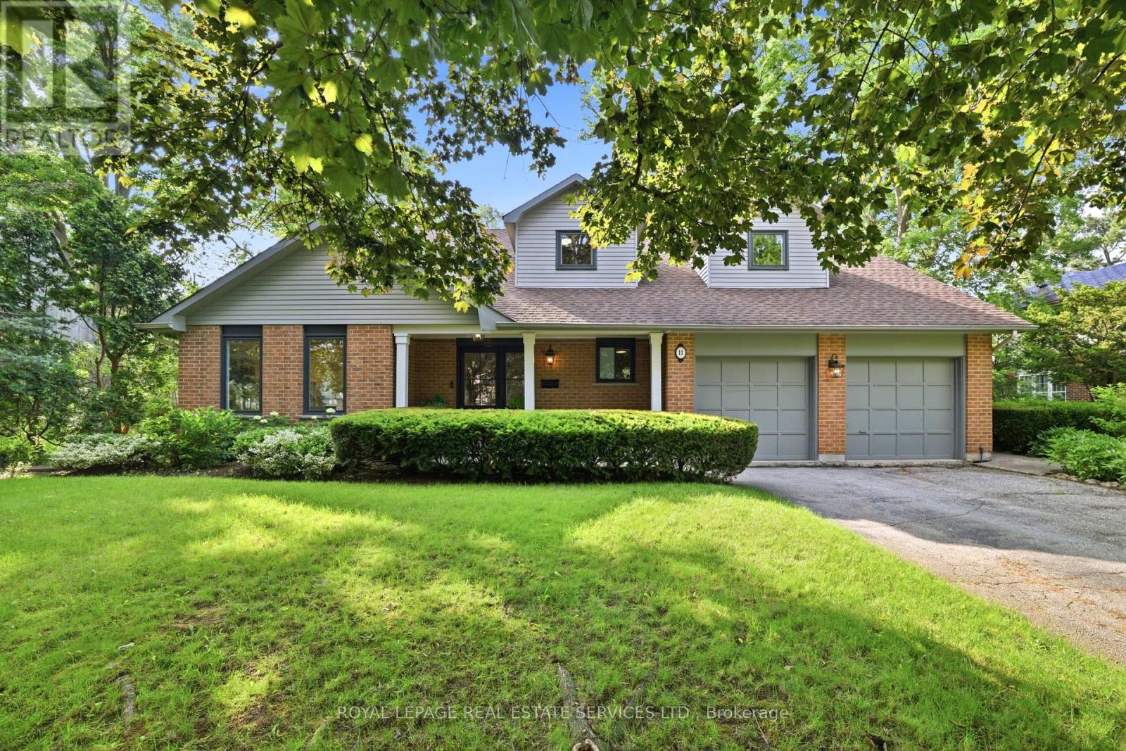 11 Regency Court, Oakville, Ontario  L6H 2P6 - Photo 4 - W13622380