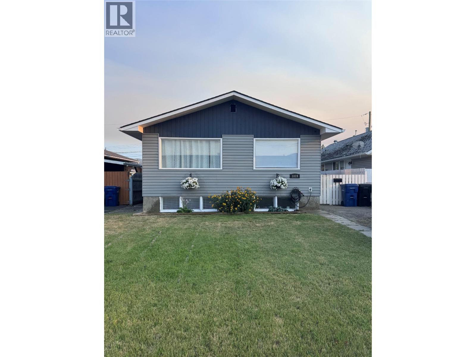 1819 2nd Street S, Cranbrook, British Columbia  V1C 1C6 - Photo 1 - 10396386