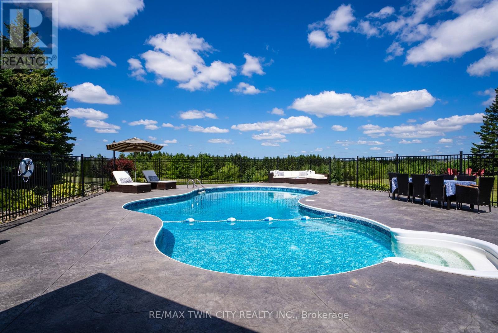 7118 Wellington Rd 11 Road, Mapleton, Ontario  N0G 1P0 - Photo 7 - X13622366