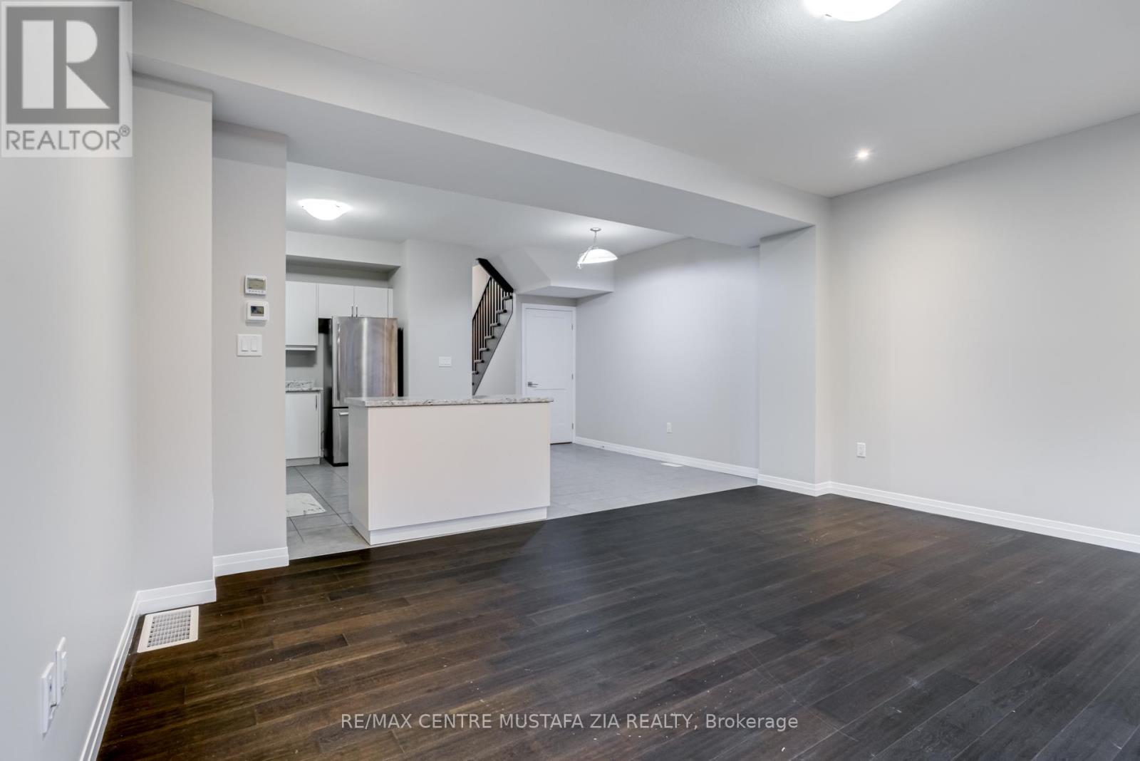 74 Soho Street, Hamilton, Ontario  L8J 0L4 - Photo 12 - X13622370