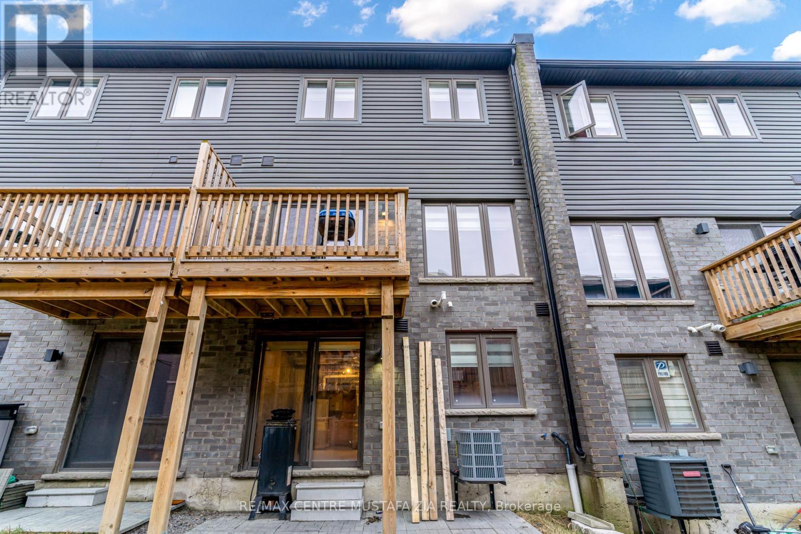 74 Soho Street, Hamilton, Ontario  L8J 0L4 - Photo 35 - X13622370