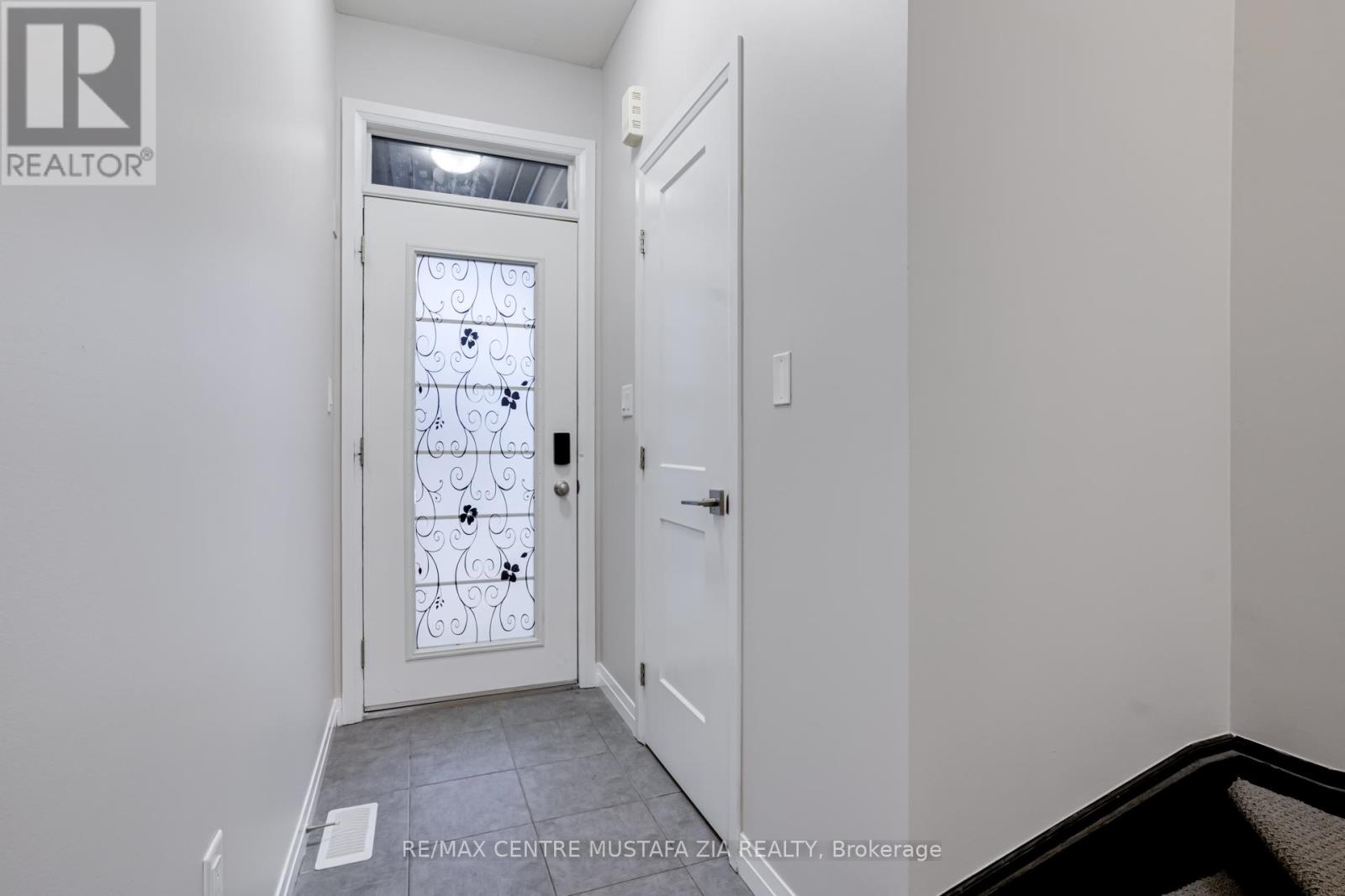 74 Soho Street, Hamilton, Ontario  L8J 0L4 - Photo 5 - X13622370