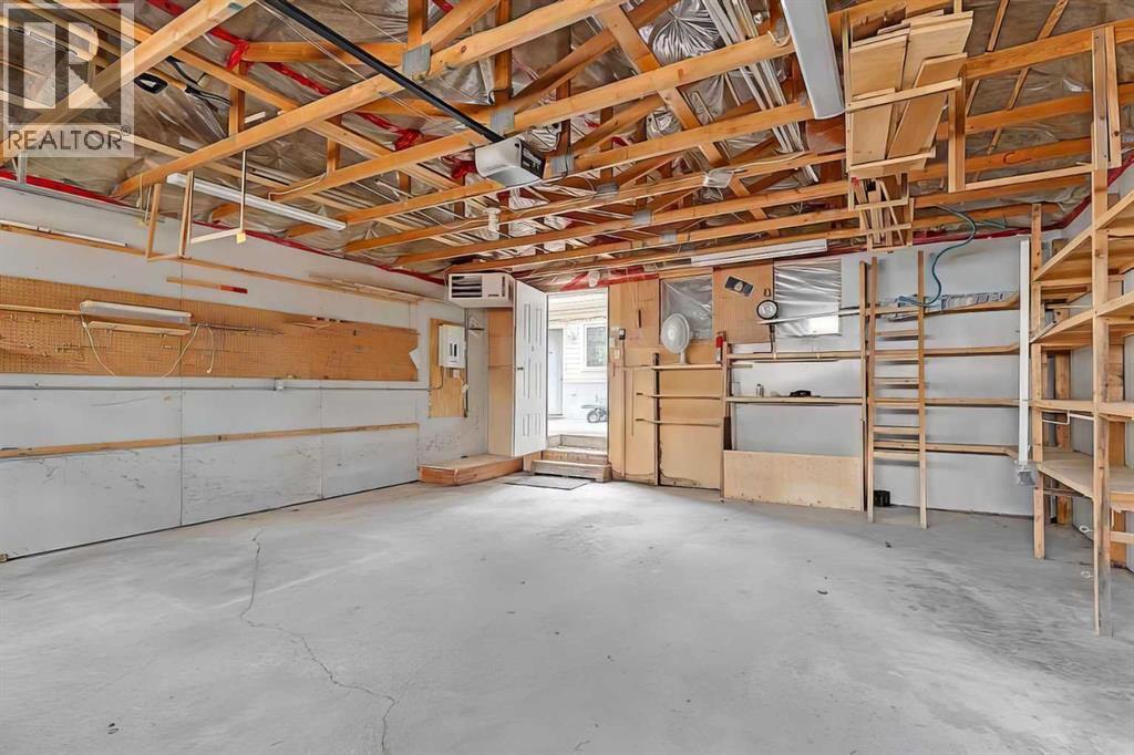 6407 Lombardy Crescent SW, Calgary, Alberta  T3E 5R3 - Photo 24 - A2332874