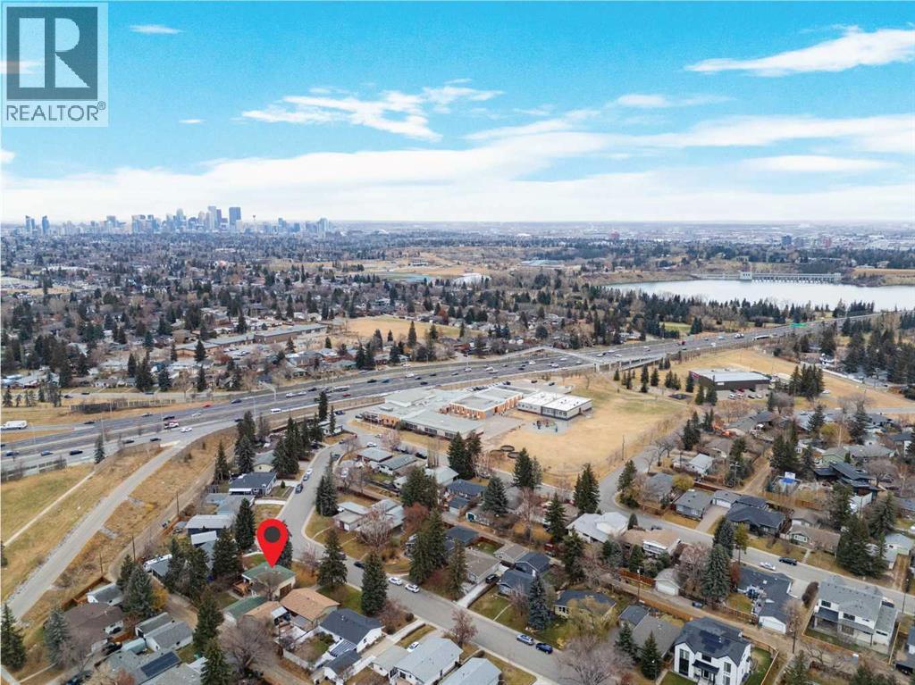 6407 Lombardy Crescent SW, Calgary, Alberta  T3E 5R3 - Photo 42 - A2332874