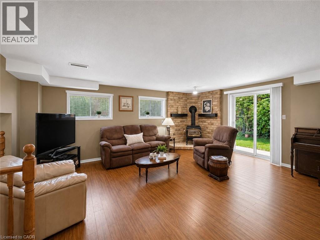6 Lanark Crescent, Kitchener, Ontario  N2N 2R1 - Photo 35 - 40848689