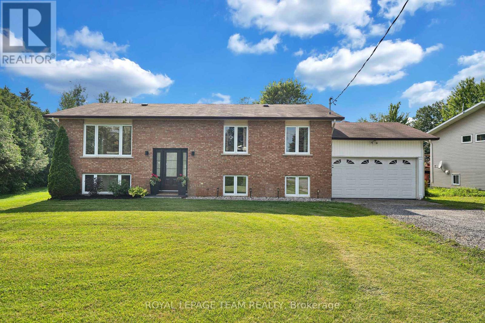 2584 STAGECOACH ROAD, Ottawa, Ontario
