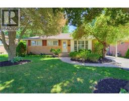 35 VARADI Avenue, Brantford, Ontario