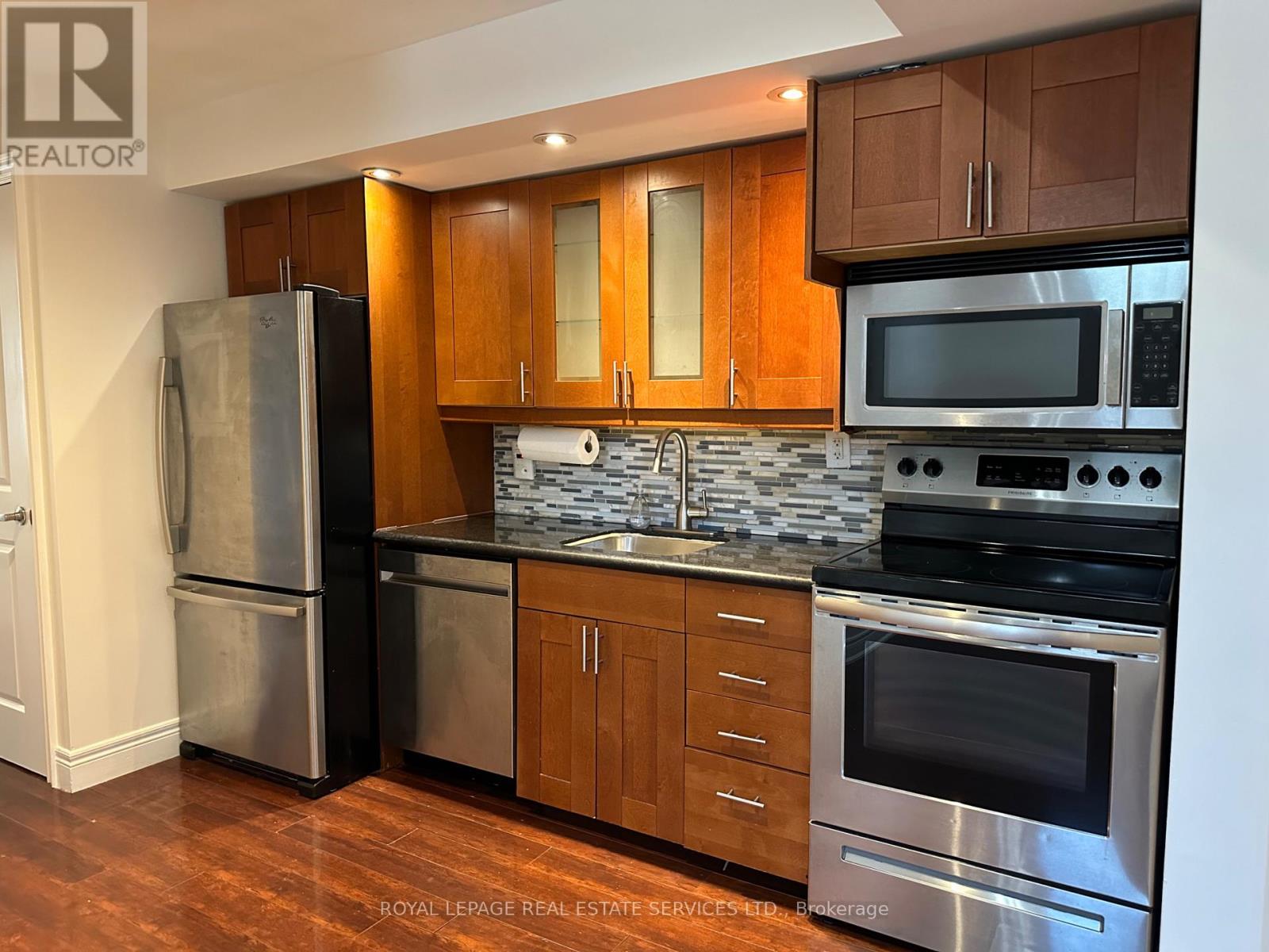 Lower - 87 Lawrence Avenue W, Toronto, Ontario  M5M 1A7 - Photo 4 - C13622512