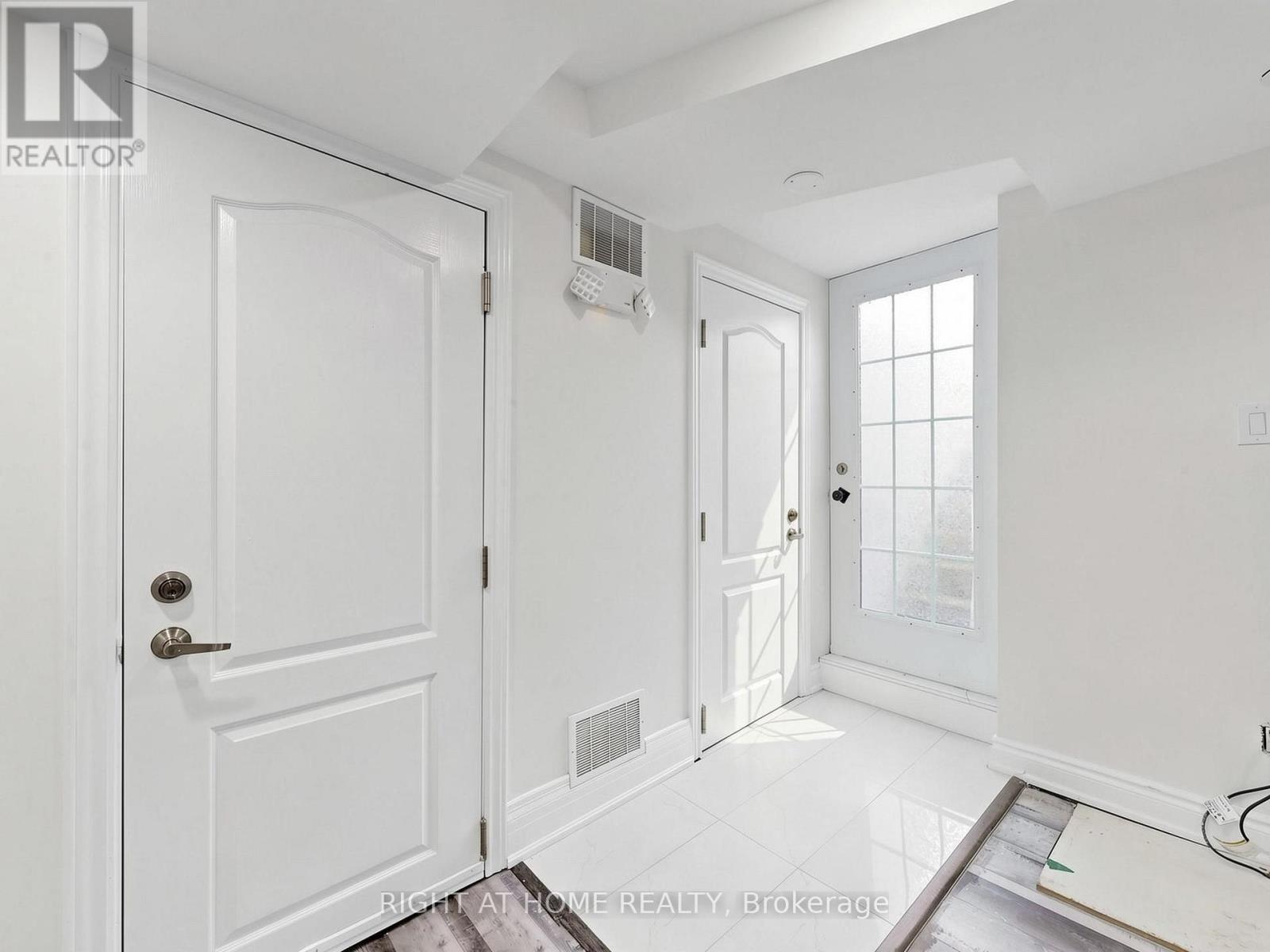 (Basement) - 148 Sexton Crescent, Toronto, Ontario  M2H 2L6 - Photo 2 - C13622590