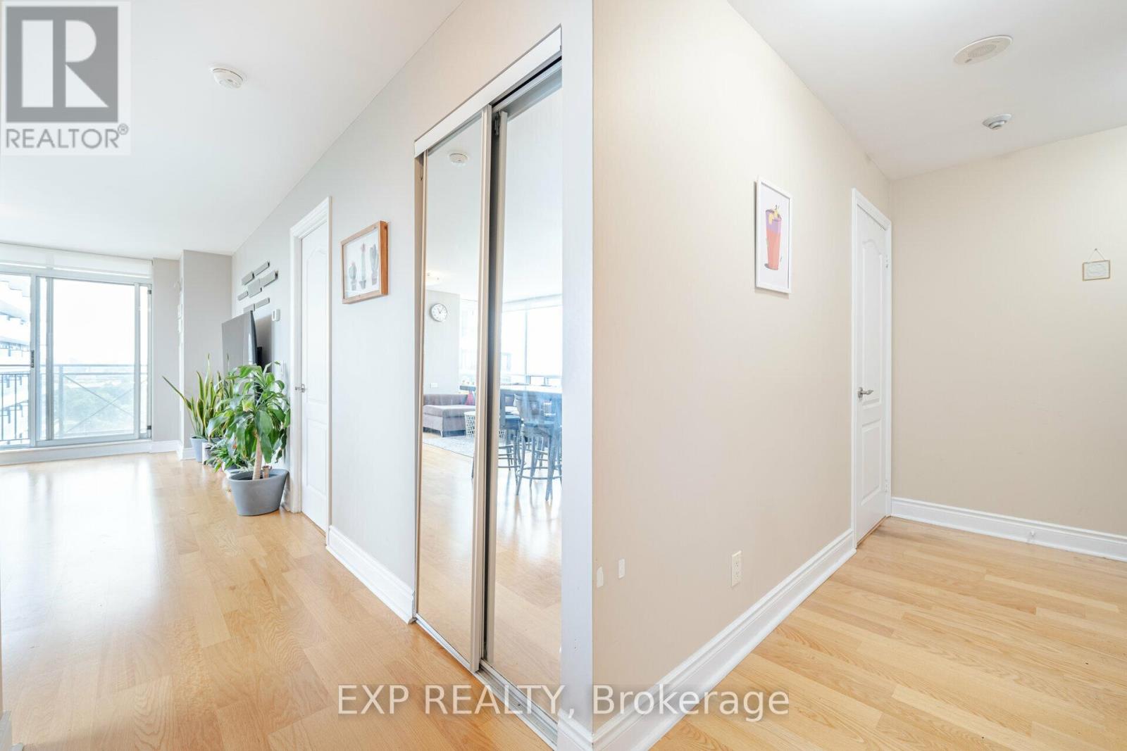 1103 - 1103 Leslie Street, Toronto, Ontario  M3C 4G8 - Photo 6 - C13622640
