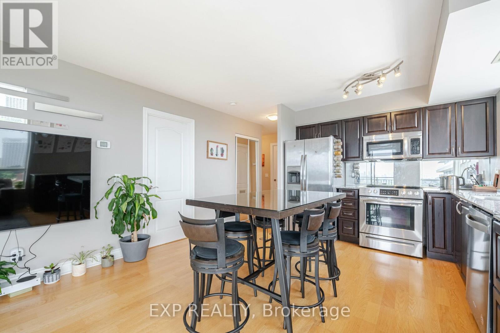 1103 - 1103 Leslie Street, Toronto, Ontario  M3C 4G8 - Photo 8 - C13622640
