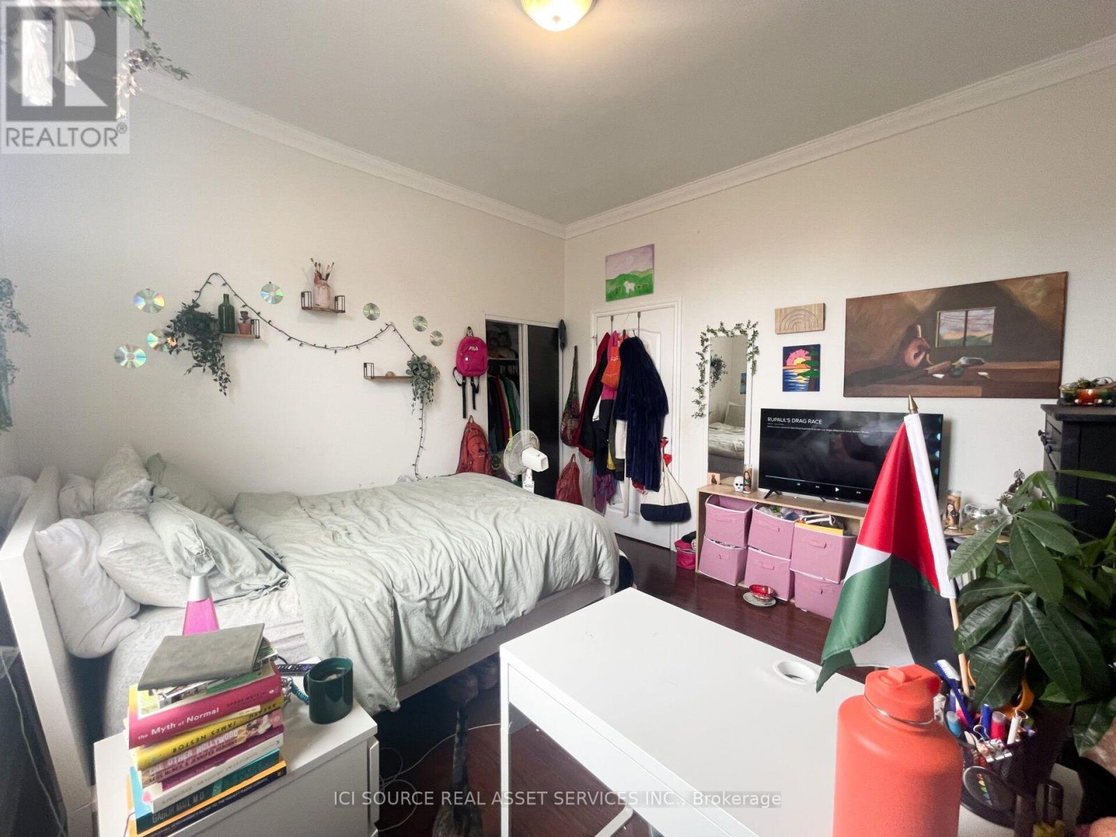 2nd & 3rd Floor - 167 Markham Street, Toronto, Ontario  M6J 2G7 - Photo 23 - C13622644