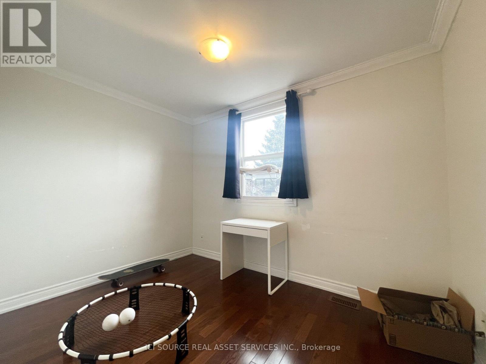 2nd & 3rd Floor - 167 Markham Street, Toronto, Ontario  M6J 2G7 - Photo 4 - C13622644
