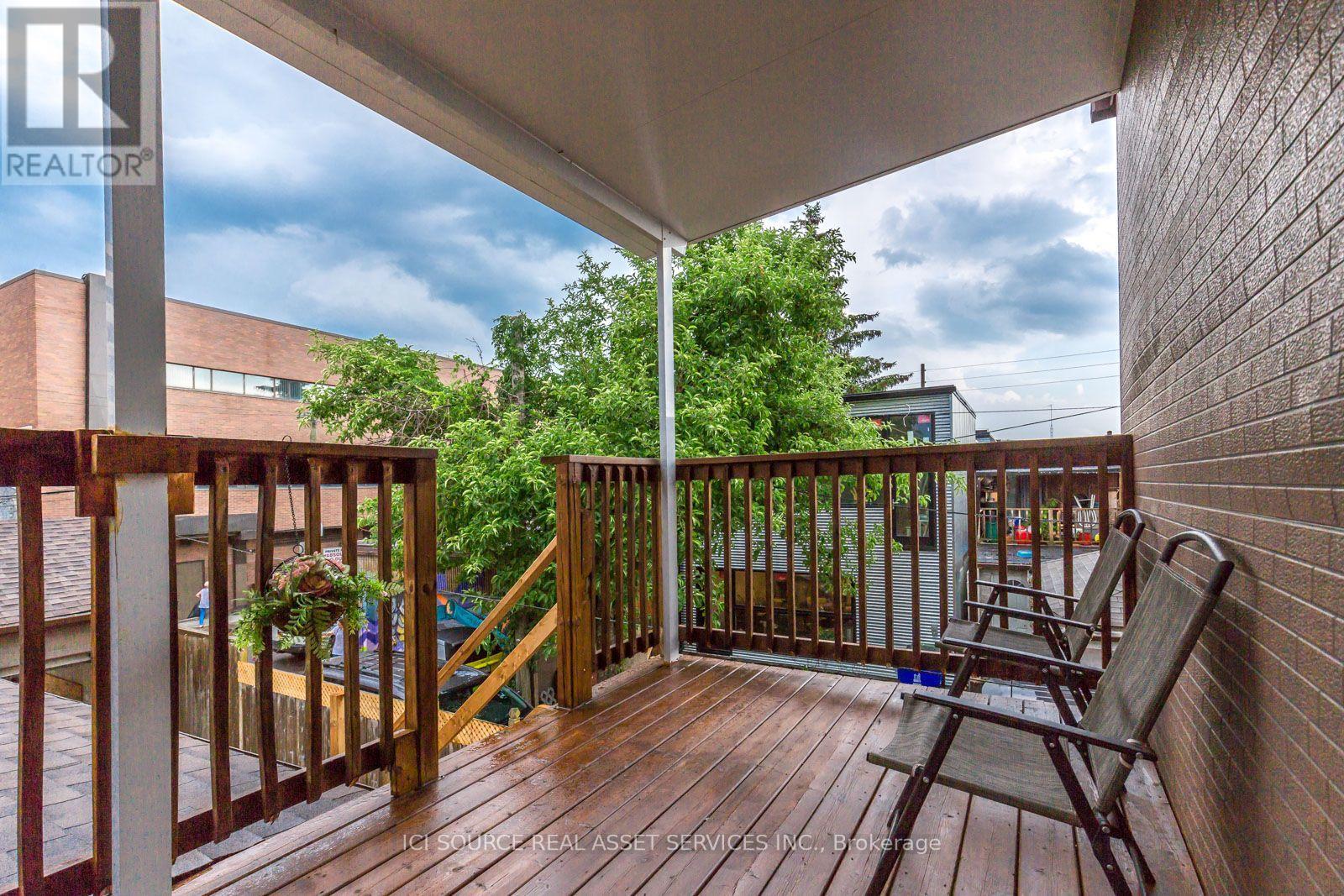 2nd & 3rd Floor - 167 Markham Street, Toronto, Ontario  M6J 2G7 - Photo 6 - C13622644