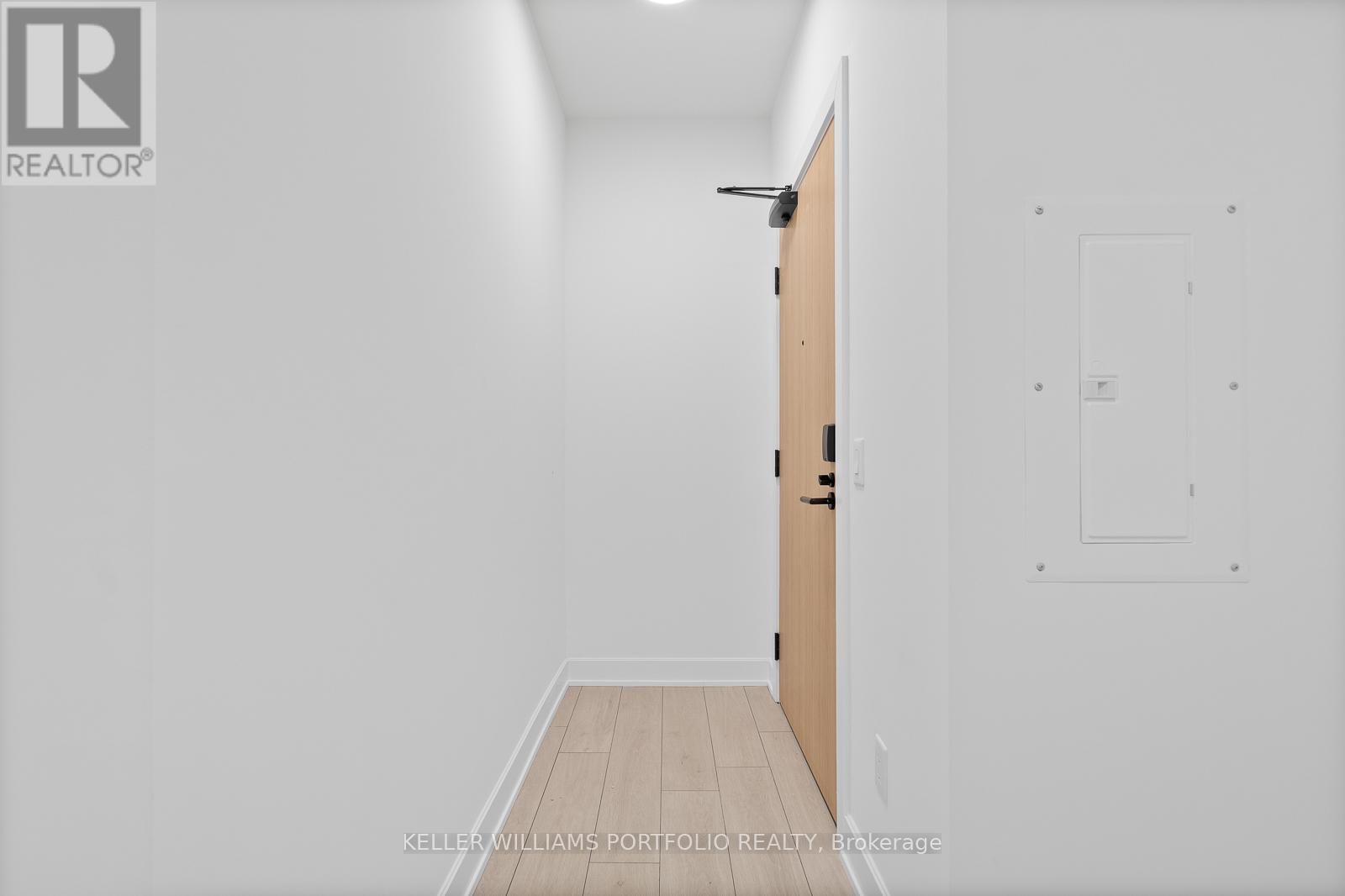 1408 - 15 Mercer Street, Toronto, Ontario  M5V 0T8 - Photo 3 - C13622654