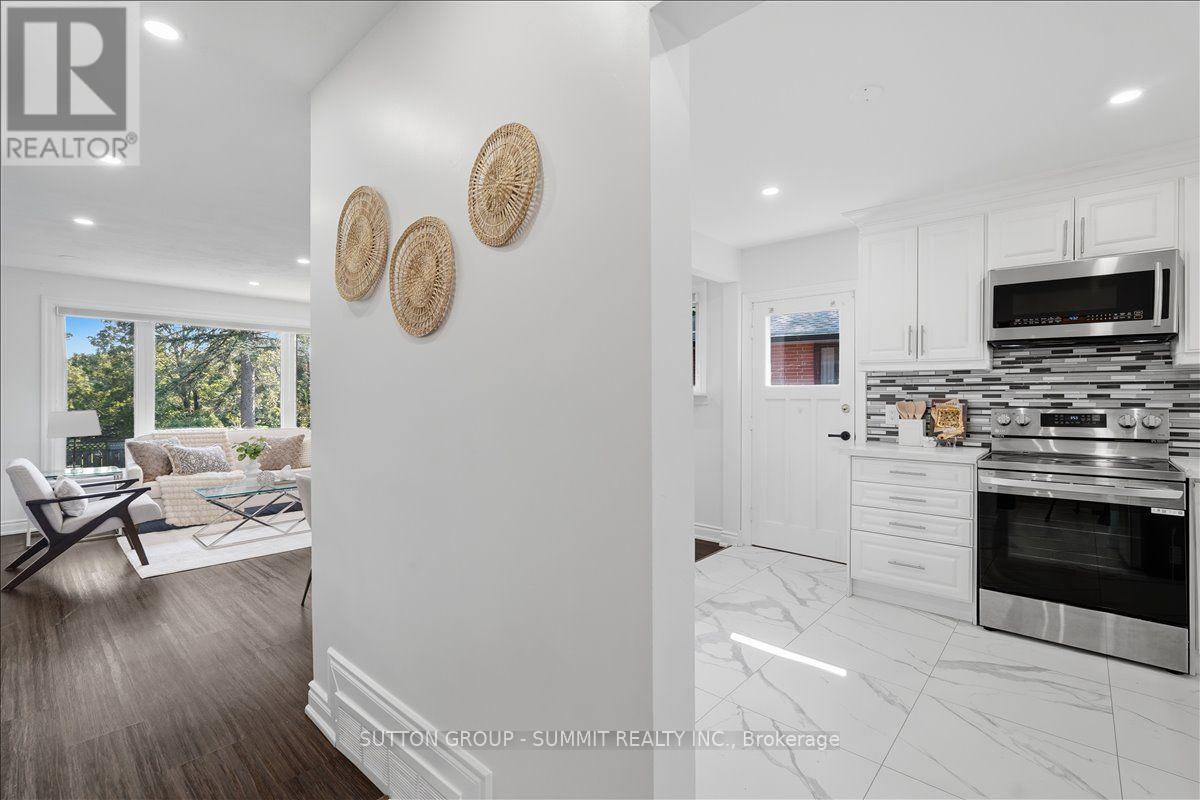 73 Thornbeck Drive, Toronto, Ontario  M1G 2J7 - Photo 6 - E13622570